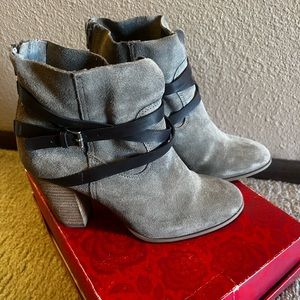 Light Brown Carlos Santana Booties